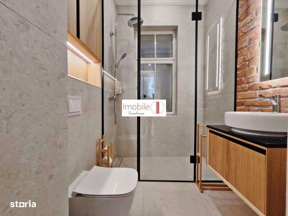 O Capodopera srhitecturala: | Apartament de Lux 4 Camere, Ultracentral-16