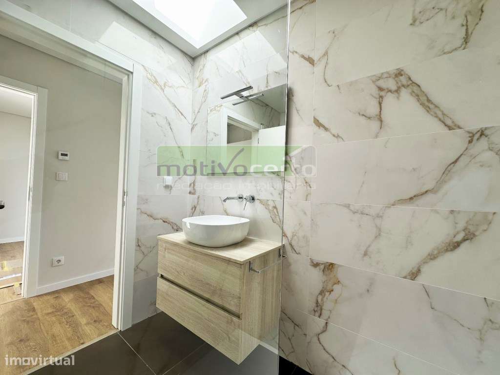 Moradia T3 Nova com Piscina e Garagem. Viva com Conforto em Leceia,...-10