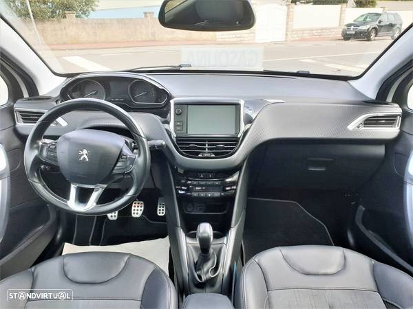 Peugeot 208 1.2 PureTech GT Line - 15