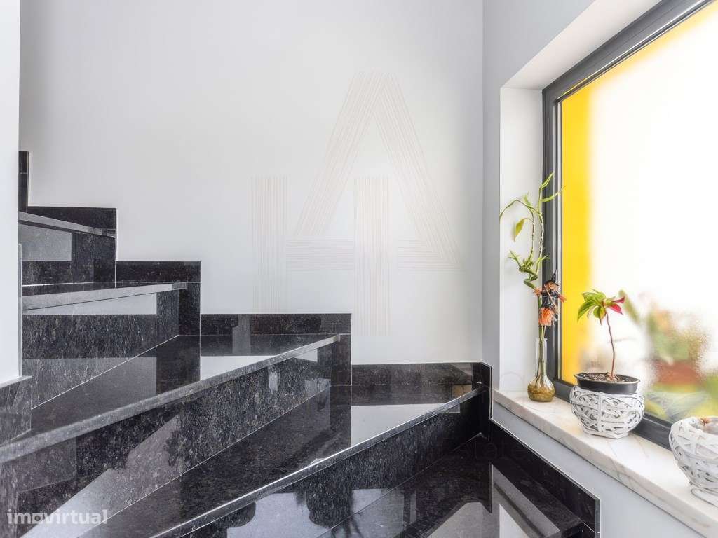 Moradia T3 com Apartamento T2 Independente | Almoinha, Sesimbra-12