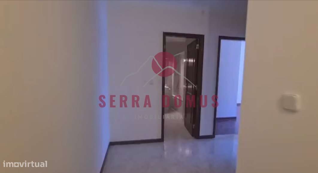 Apartamento T2 com parqueamento - Cavaleira-7
