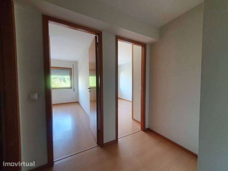 Oportunidade de investimento | Apartamento T3 espaçoso na Maia - Grande imagem: 5/21