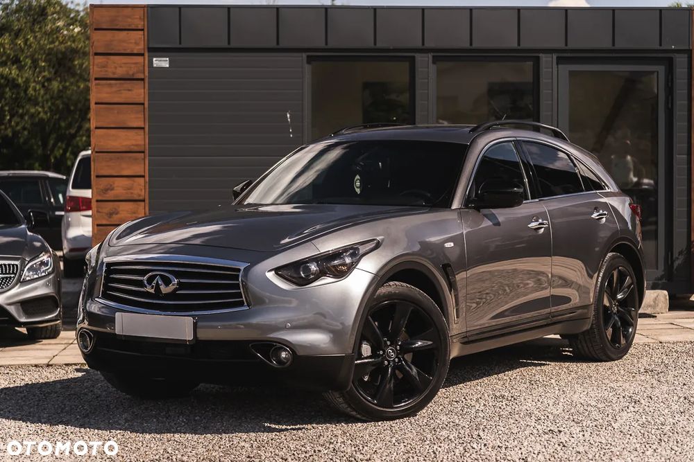 Infiniti QX70