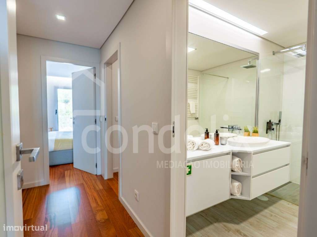 Apartamento T3 com vista rio, para venda no Freixo, Gondomar-24