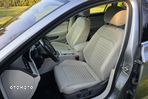 Volkswagen Passat 2.0 TDI Elegance DSG - 14