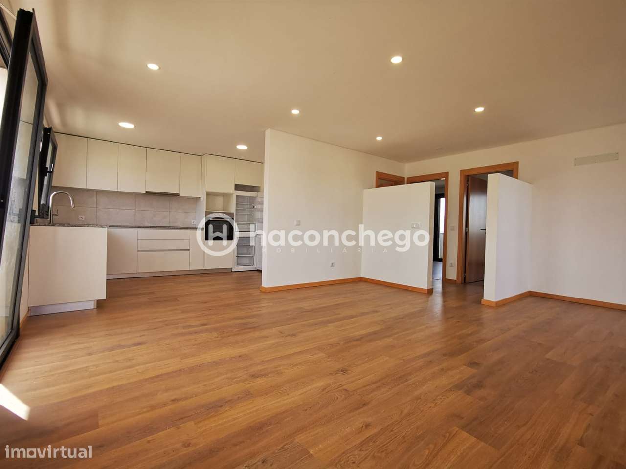 Apartamento T2 em São Verissimo com lugar de estacionamento privado-5