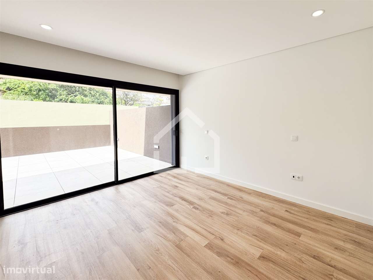 Apartamento T2 Venda em Santa Maria da Feira, Travanca, Sanfins e Espa-10