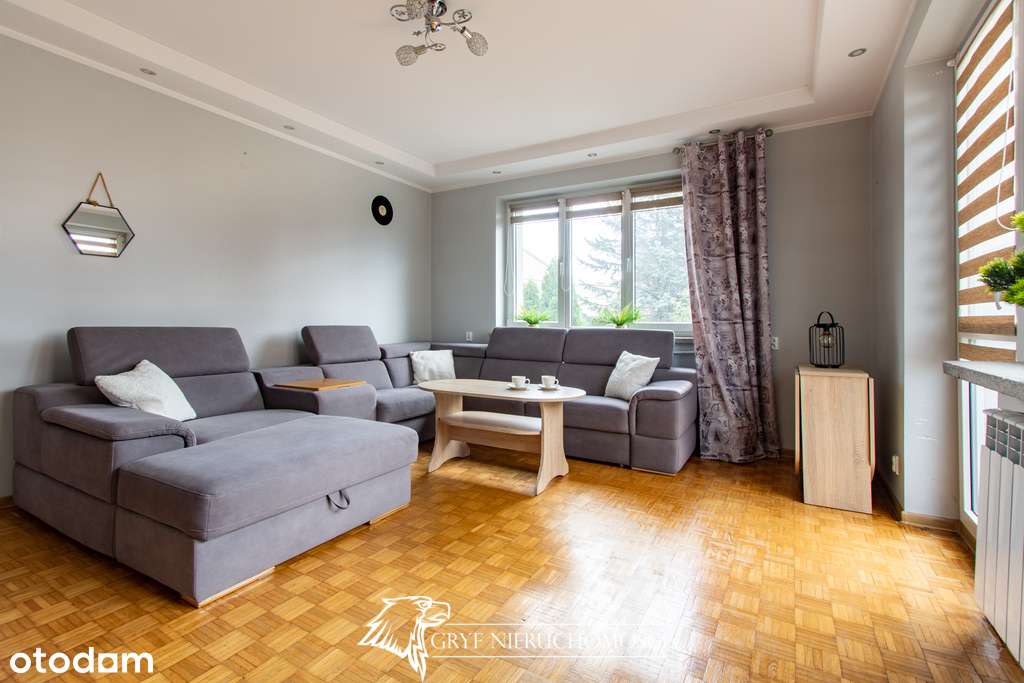 - 2 piętrowy dom wolnostojący z dwoma garażami - - Pełny obrazek: 2/10