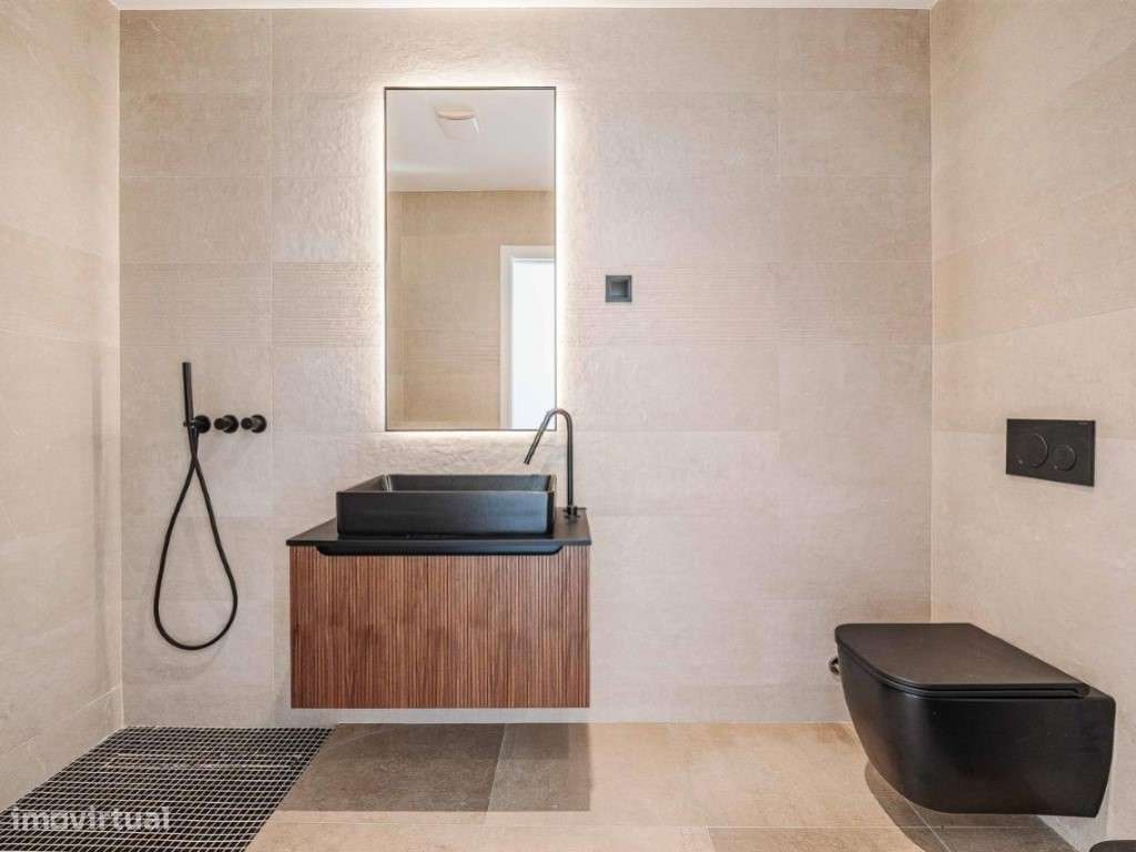Moradia T4 nova com piscina, em Albarraque, Sintra-17