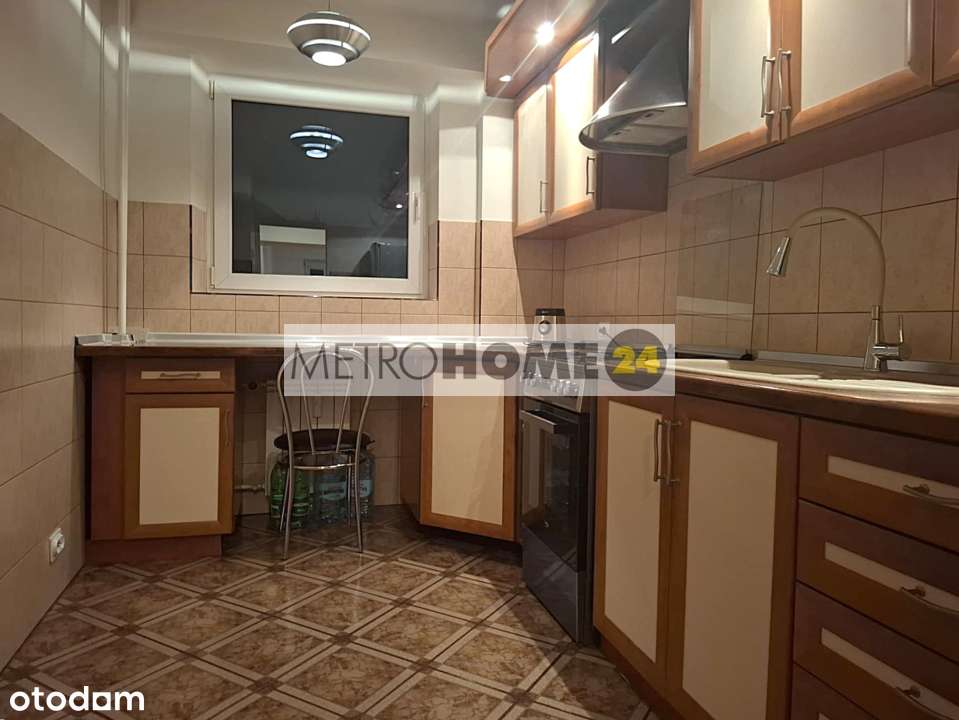 Bardzo dobra lokalizacja , 3 pokoje osobna kuchnia + garaż i piwnica!-9