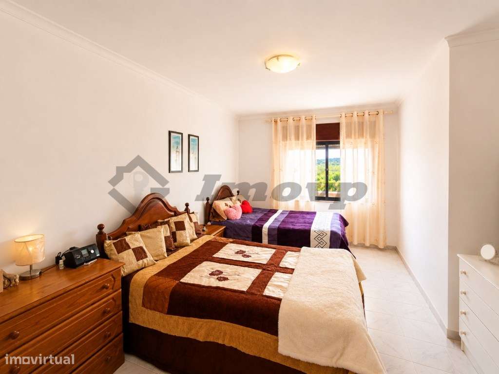 Moradia T3 com amplo terreno a 1,5 km da praia, Vila do Bispo-11