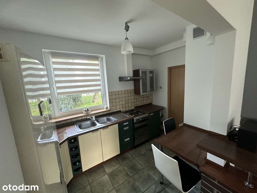 Piękny dom na sprzedaż w Dołujach.-5