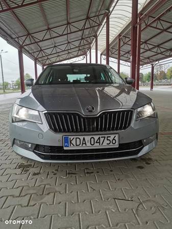 Skoda Superb 2.0 TDI Ambition - 3