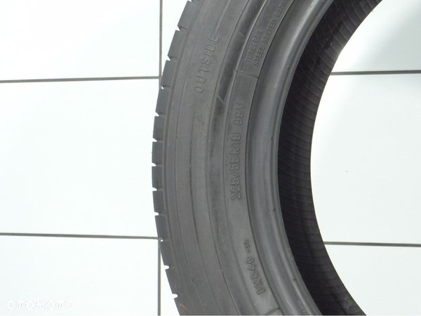 Opony letnie 225/55R19 99V Toyo - 4