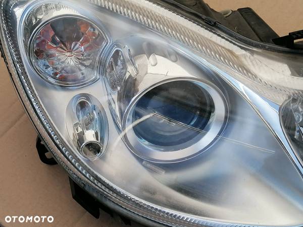 SMART FORTWO LAMPA/REFLEKTOR PRAWY PRZEDNI A4518200259 - 2