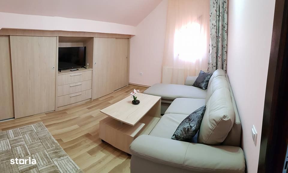 INCHIRIEZ apartament 2 camere la casa decomandat,zona Selimbar