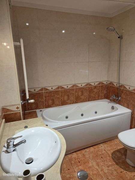 T1 Gaia Santa Marinha - Grande imagem: 5/12