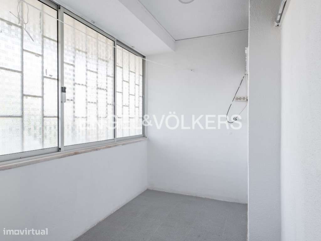 Apartamento T3 no Monte da Caparica-7