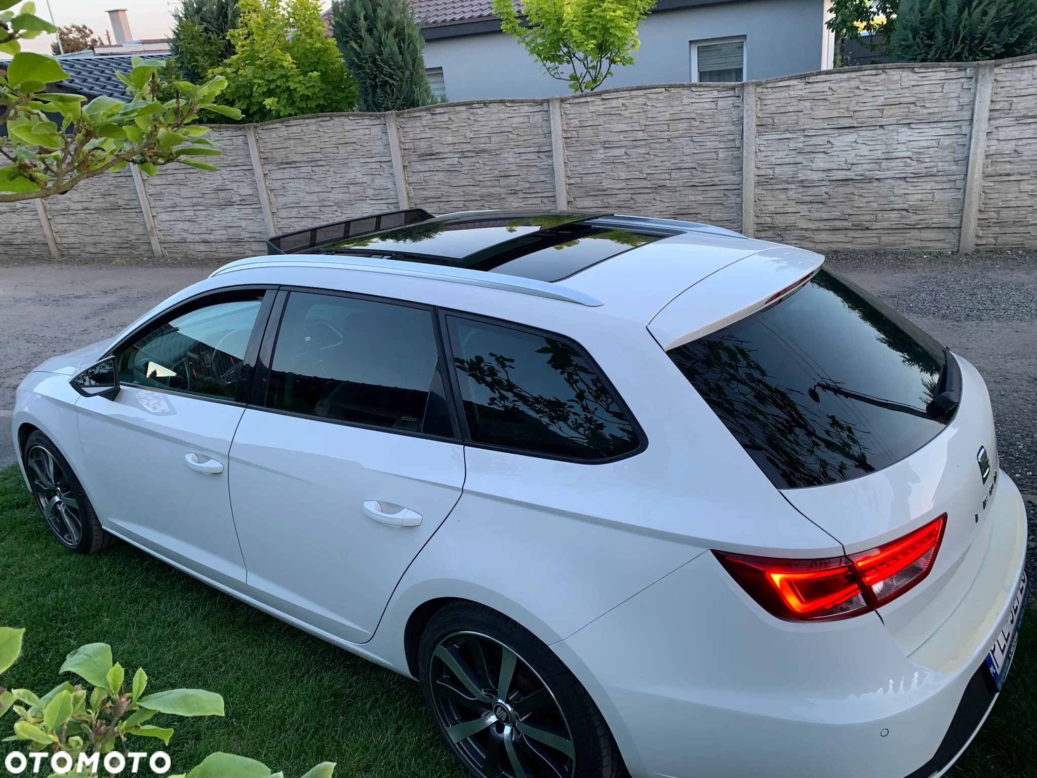 Seat Leon 2.0 TDI DPF DSG FR - 4