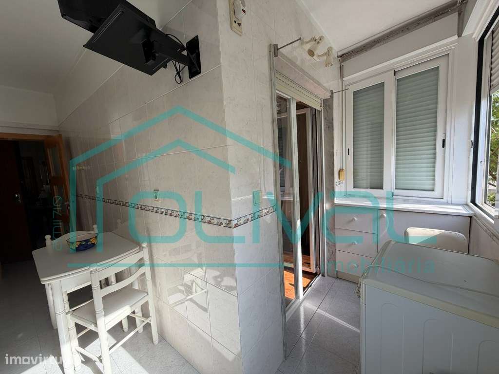 Apartamento T2 Centro de Alverca do Ribatejo-12