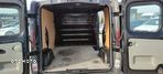 Renault Trafic - 16