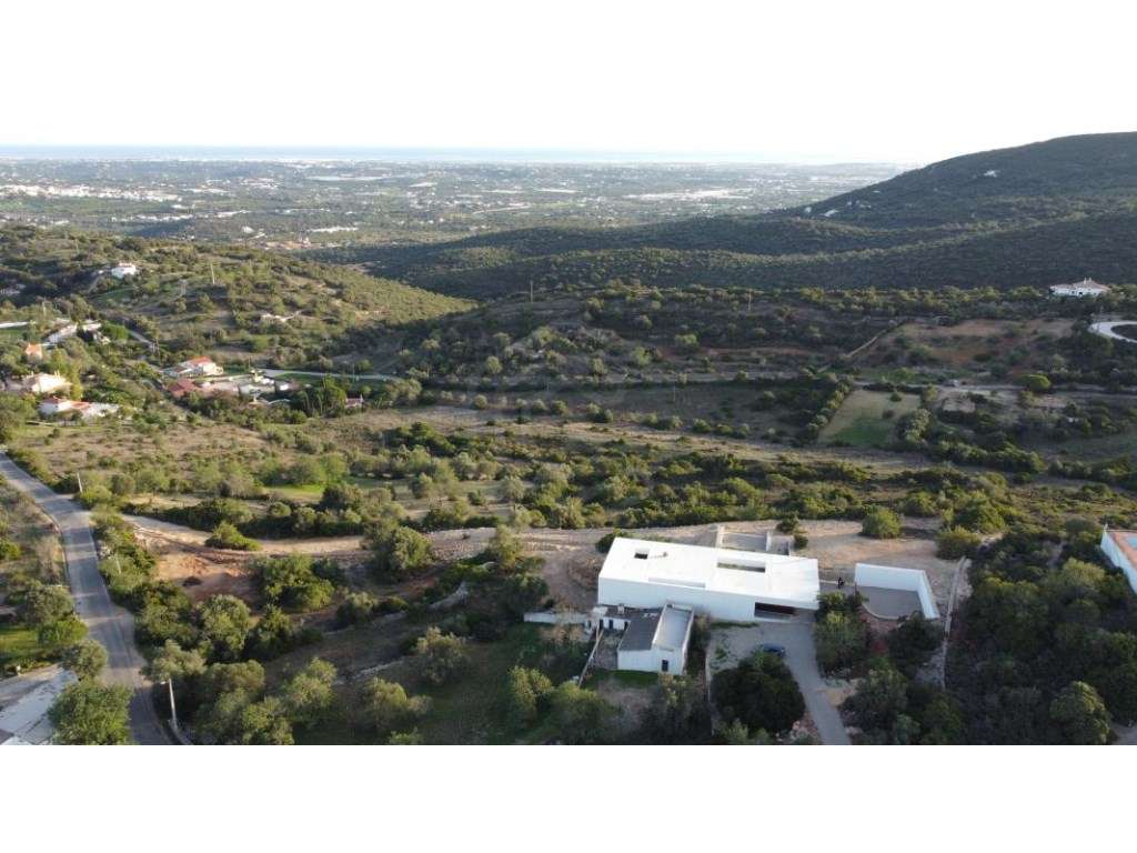 Moradia T4 com vistas deslumbrantes serra e mar, em Santa Bárbara d... - Grande imagem: 4/39