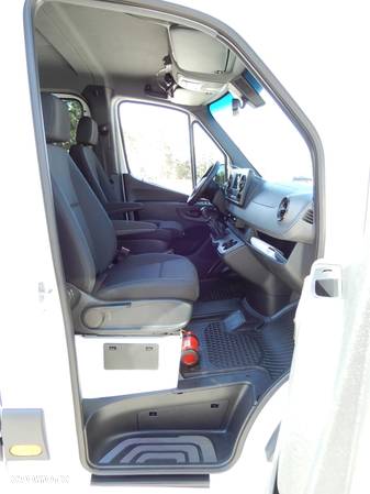 Mercedes-Benz Sprinter 316 CDI 2.2 CDI 163 KM Dubel Doka Brygadowy Skrzynia 2.70 m 6-Cio Os.+1160 Kg HAK 2800 Kg FULL OPCJA 40 Tys Km Stan Jak Nowy - 23