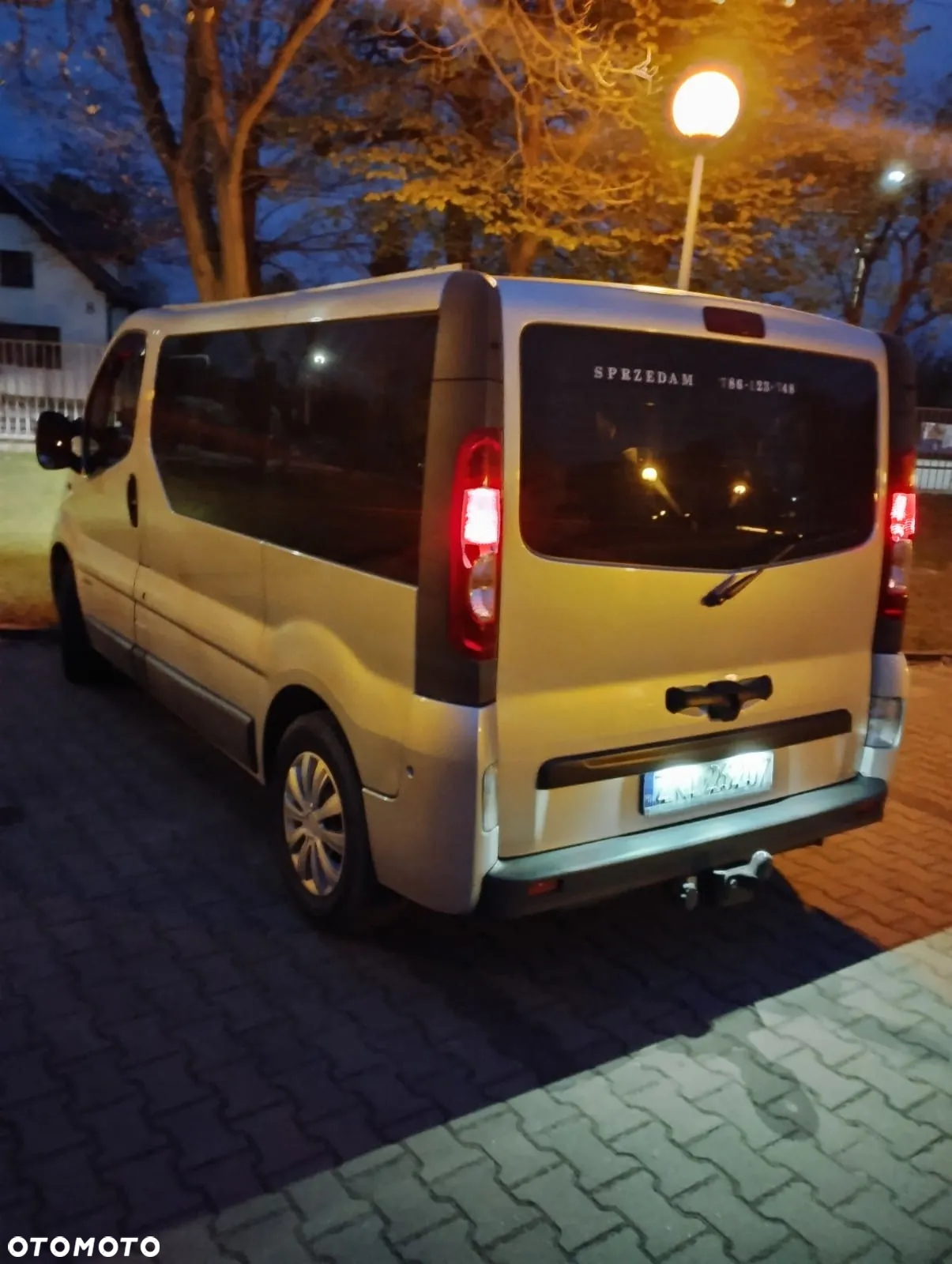 Nissan Primastar dCi 115 L1H1 premium Avantour (8-Si.) - 9