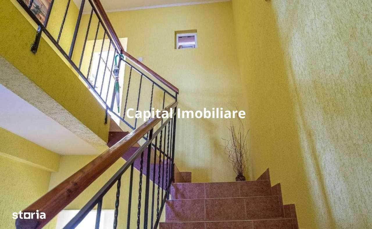 Spacious and elegant house with 5 rooms, 260 m2, Satu Mare - Imagine principală: 1/8