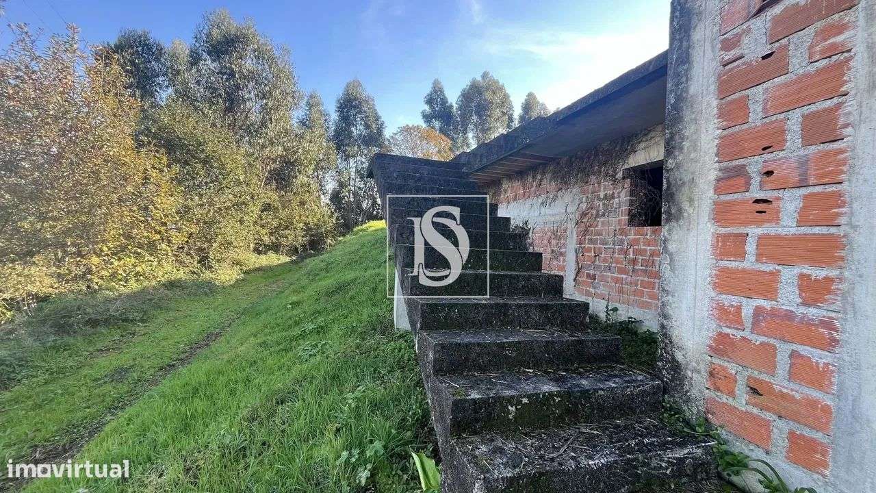 Moradia T3, Térrea, por acabar, em Quintiães, Barcelos - Grande imagem: 5/23