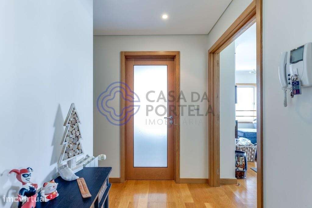 T2 | c/ varanda e garagem no 5º e ultimo andar - Grande imagem: 5/23