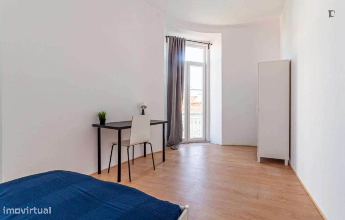 Quarto - localizado em Benfica Lisbon - Grande imagem: 5/8