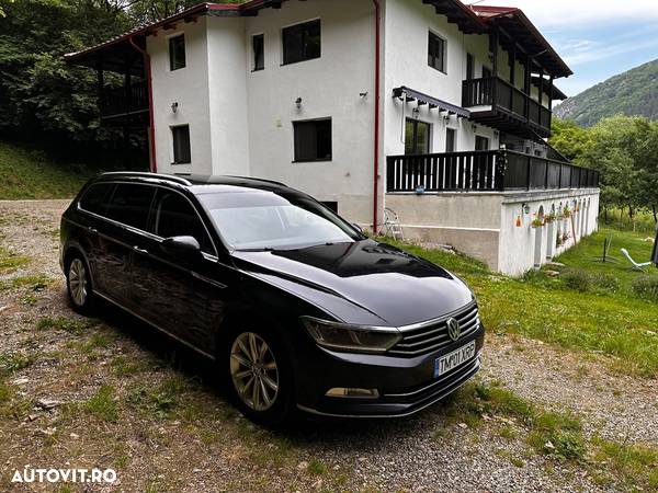 Volkswagen Passat Variant 2.0 TDI DSG Highline - 17