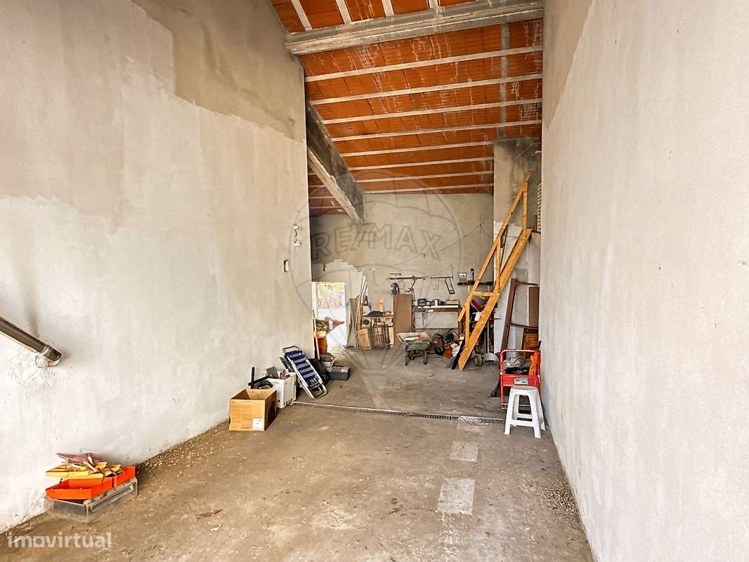 Moradia T4 para venda-16