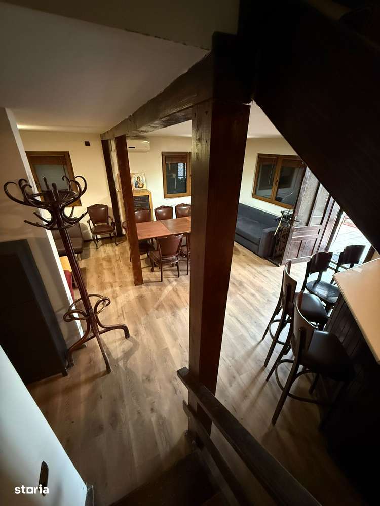 Casa de locuit sau de vacanta in Cornetu.-14