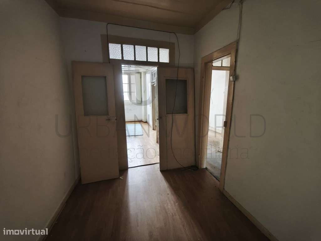 Prédio P/ Recuperar, Estrela - Lisboa, 398m2-42
