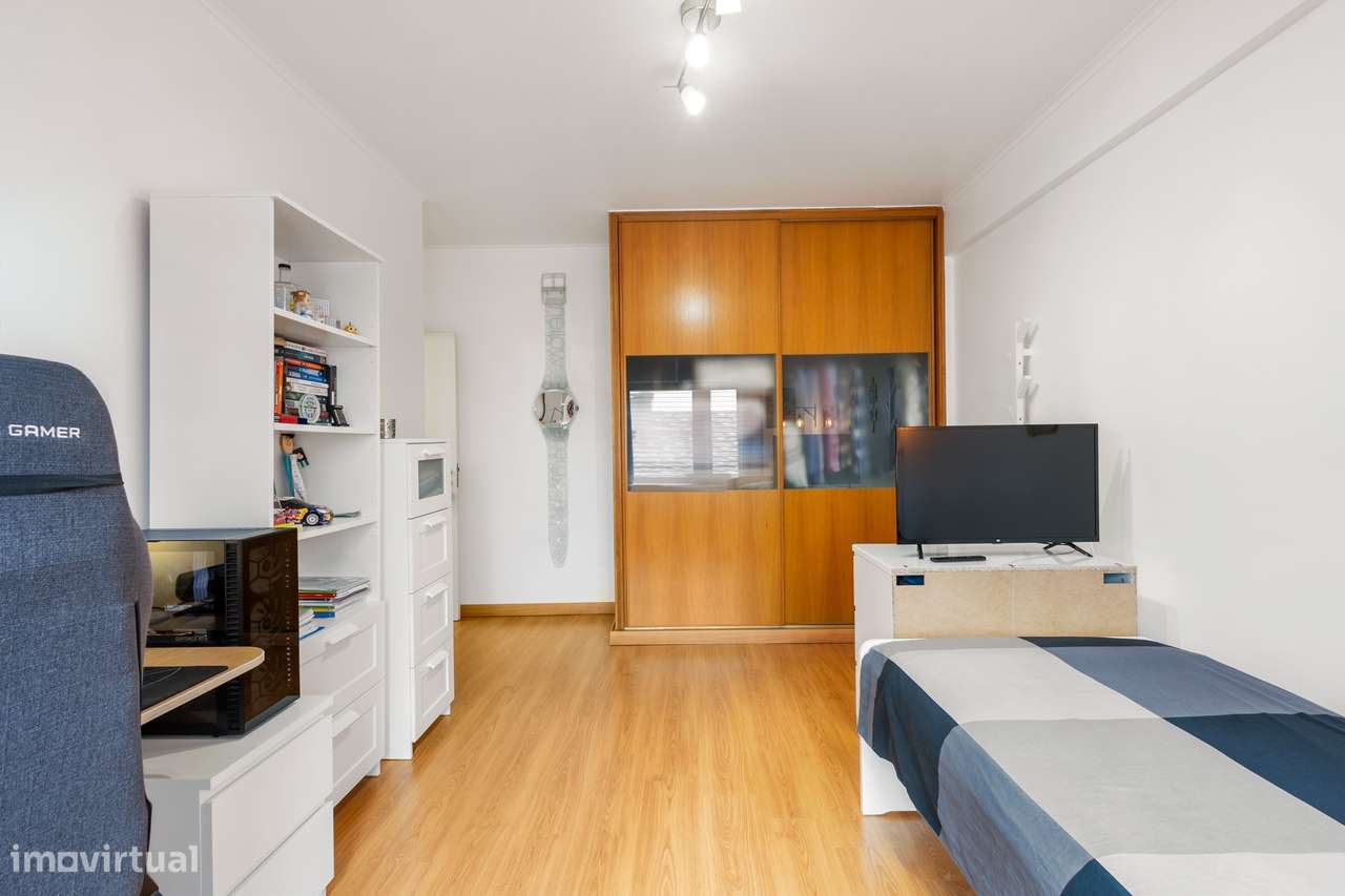 T3 Totalmente Remodelado no Bom Sucesso – Alverca do Ribatejo-22