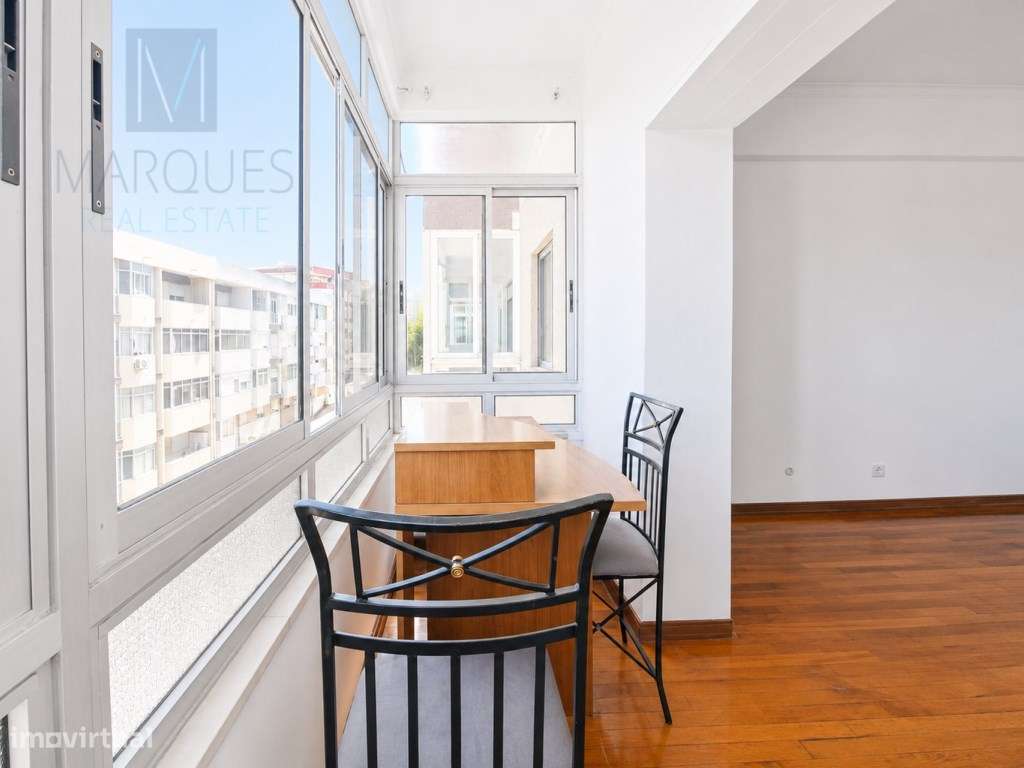 Apartamento T3 em Almada-18
