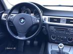 BMW 320 d Touring Exclusive - 42