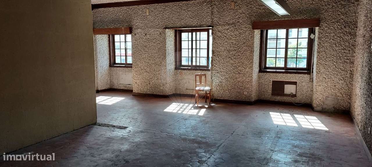 Apartamento T7 para venda - Grande imagem: 2/17