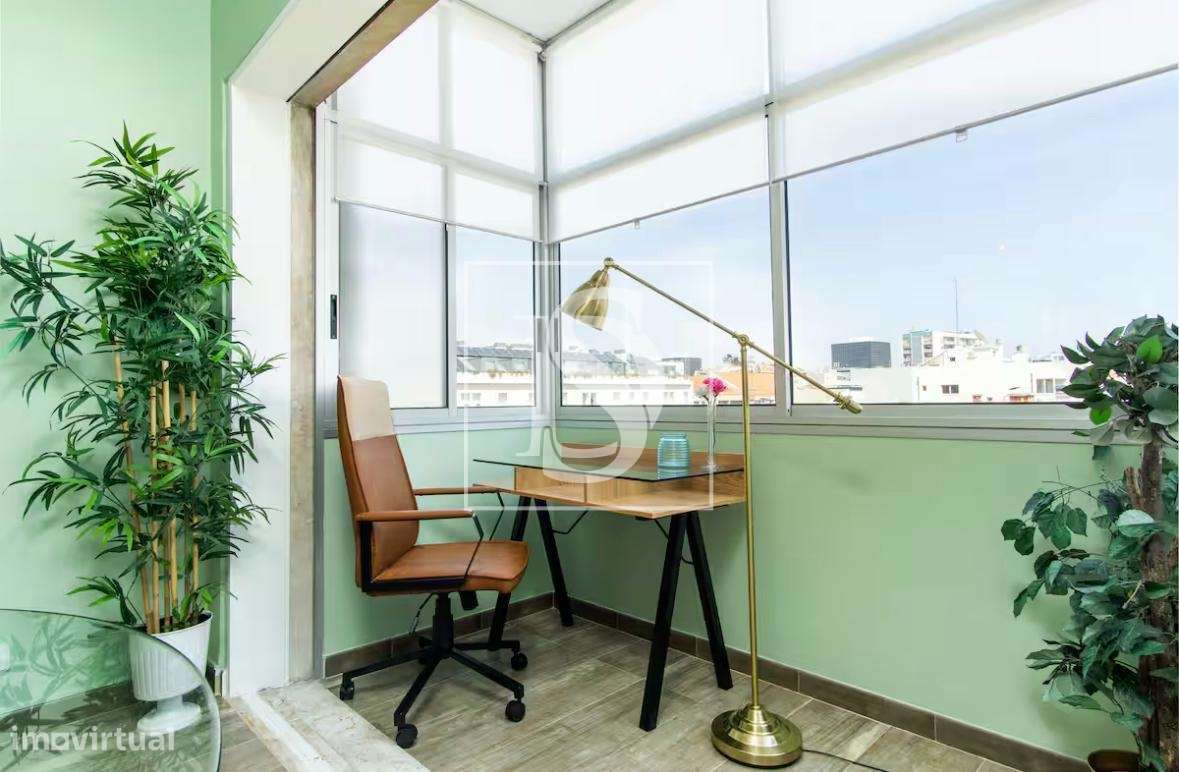 T1 Remodelado e Decorado e Equipado na Av. Defensores de Chaves, Lisbo-5