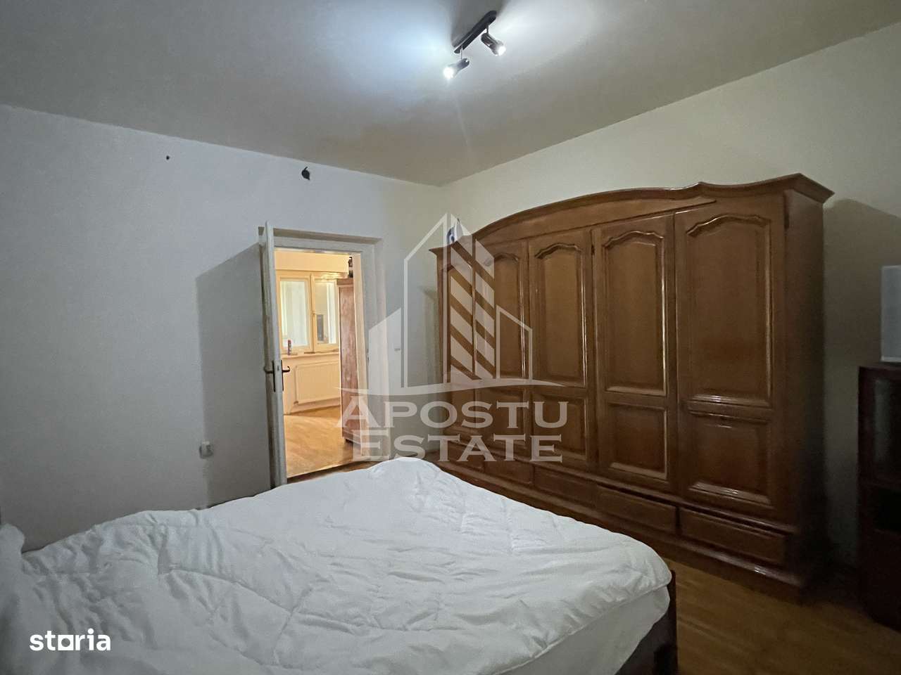 Casa cu trei apartamente zona Garii - Imagine principală: 4/20