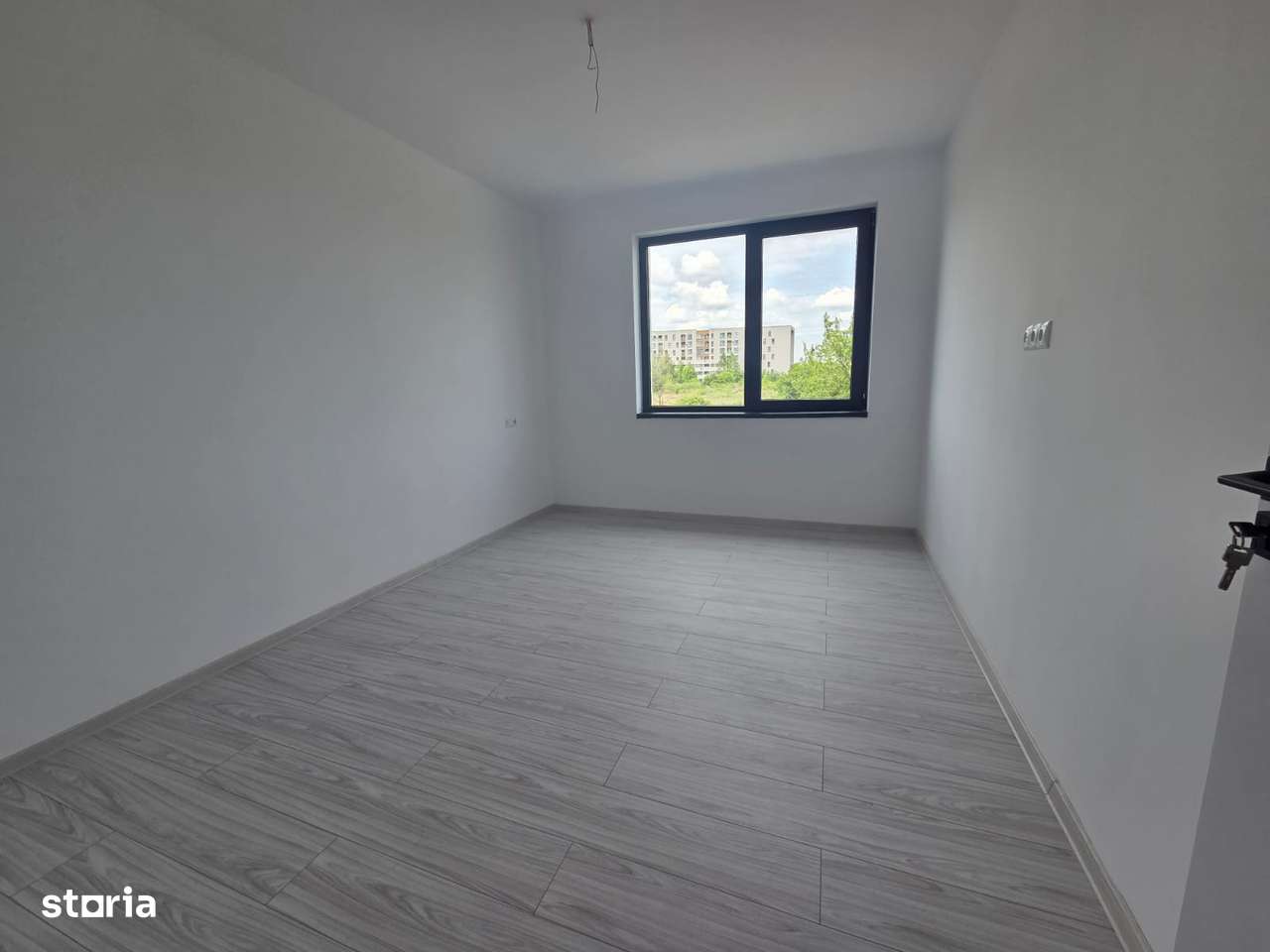 Vila P+1E+M ,6 camere Bragadiru-11