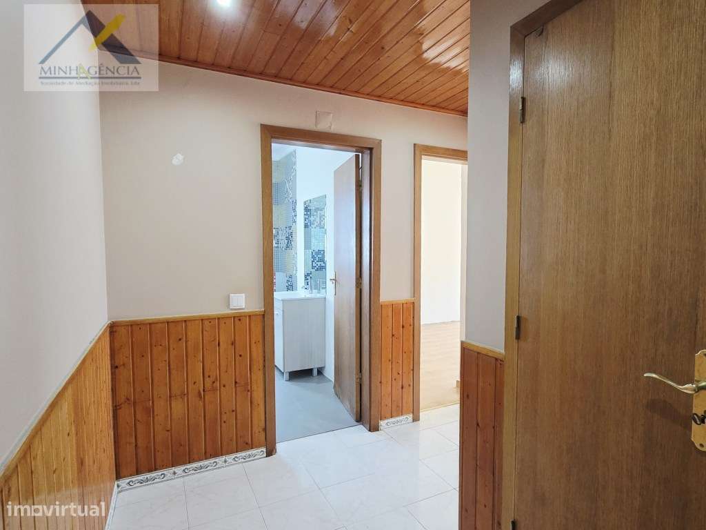 Apartamento T2 no Vale do Cobro em Setúbal-14