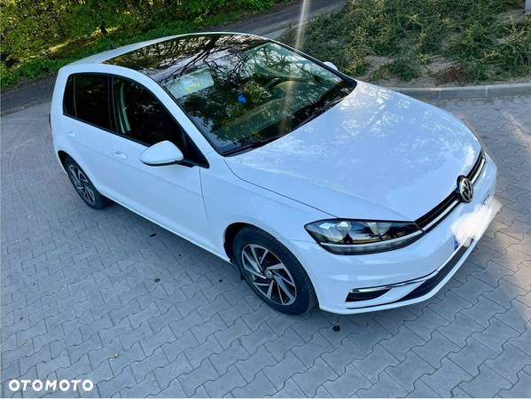 Volkswagen Golf - 5