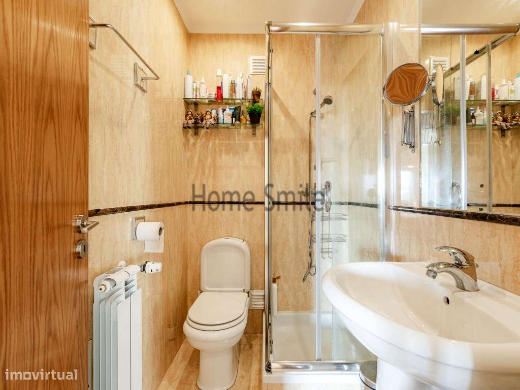 T2 . CONDOMÍNIO COM PISCINA. VISTA MAR. GARAGEM-12