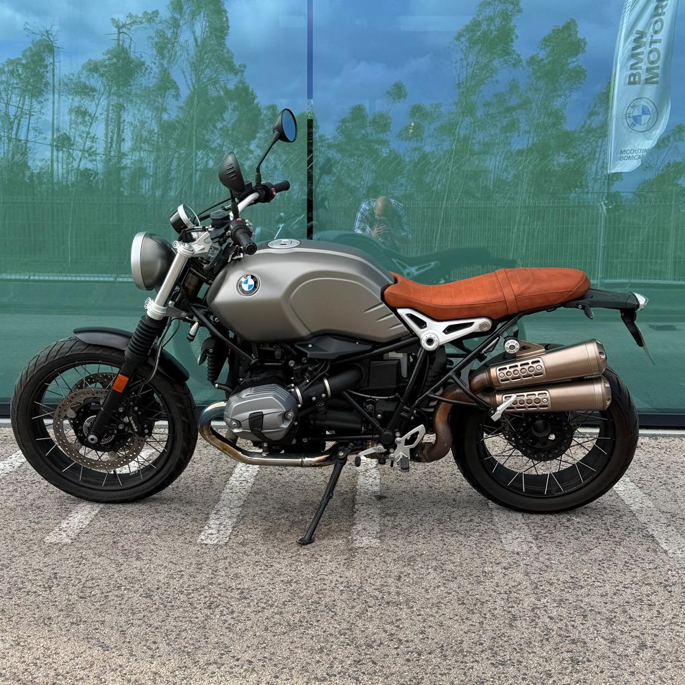 BMW R nineT