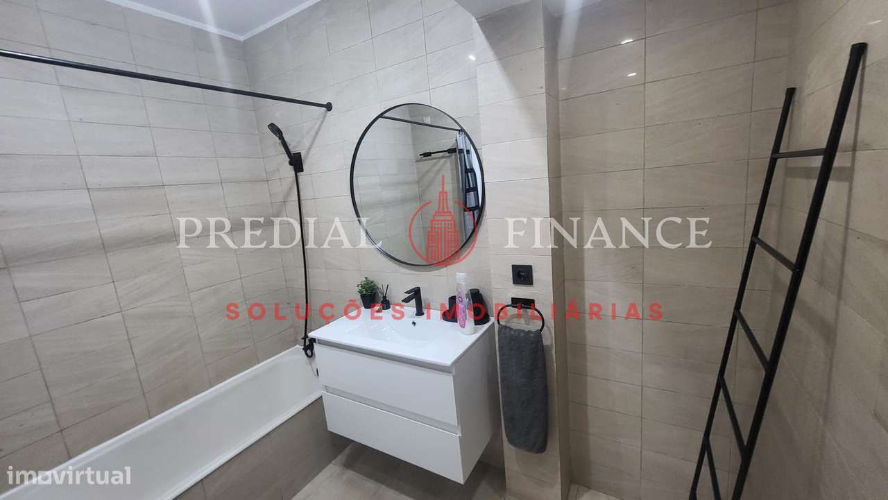 T1+1 com garagem fechada em condomínio tranquilo – Circunvalação (Senh-9