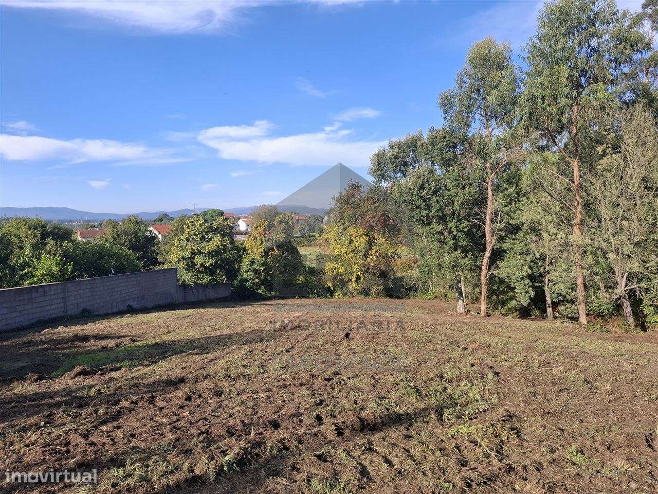 Terreno com projeto para Moradia térrea - Grande imagem: 2/21