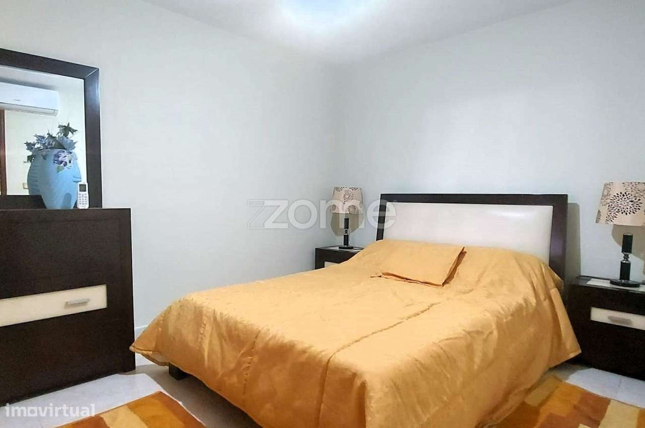 Moradia T3 em Cimo de Vila da Castanheira-6